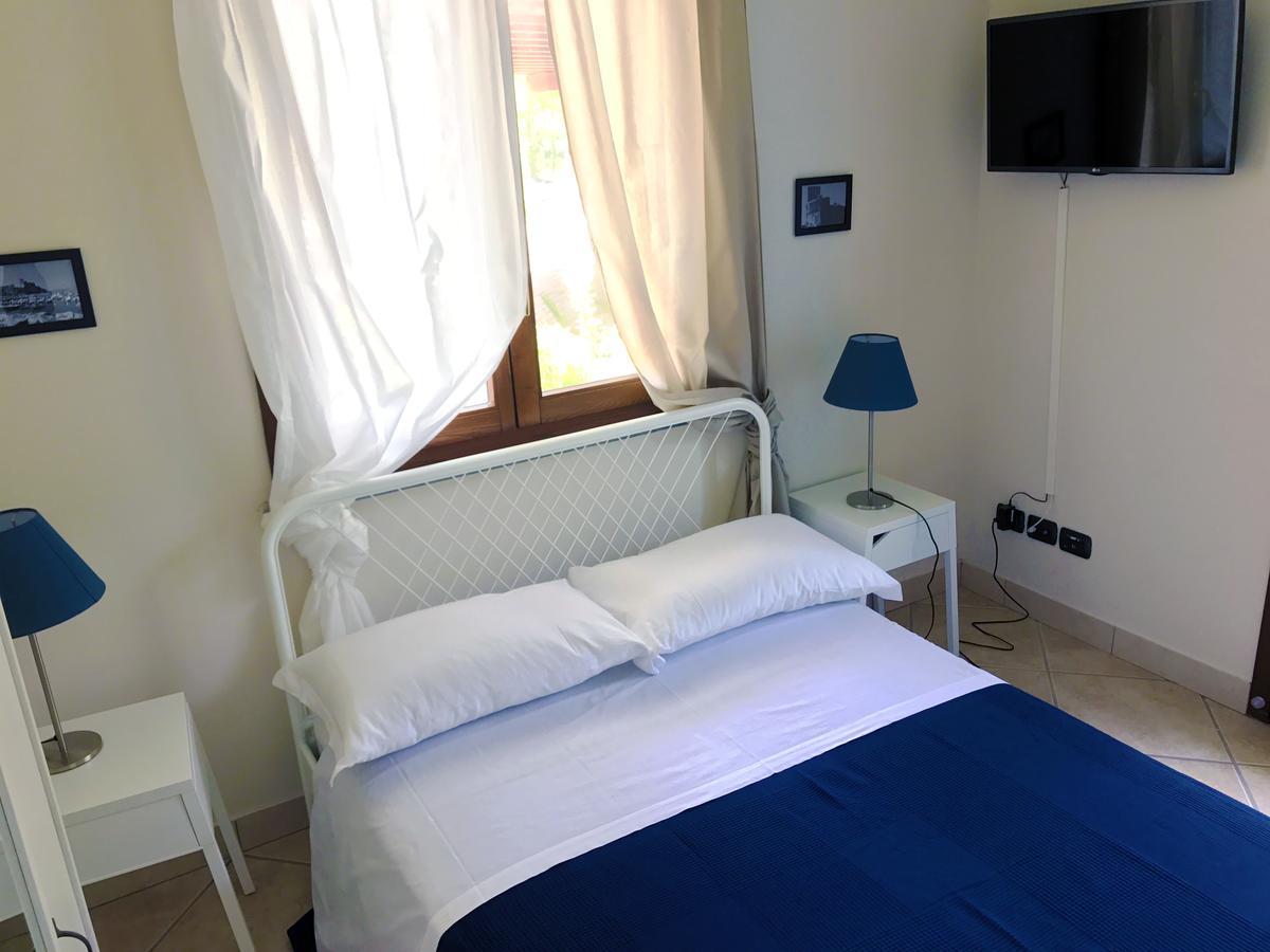 Cytrus Rooms Marina di Massa Exteriör bild