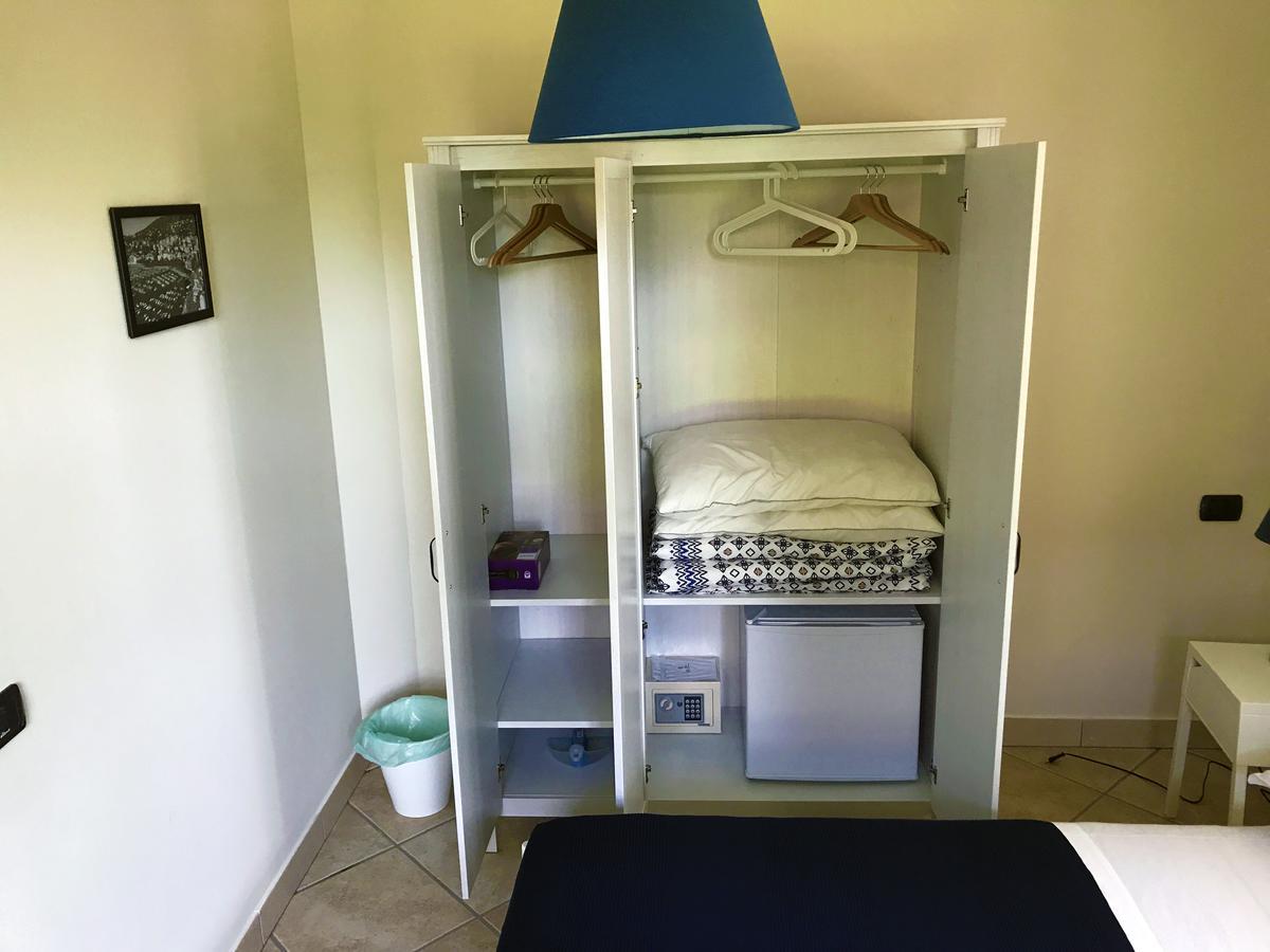 Cytrus Rooms Marina di Massa Exteriör bild